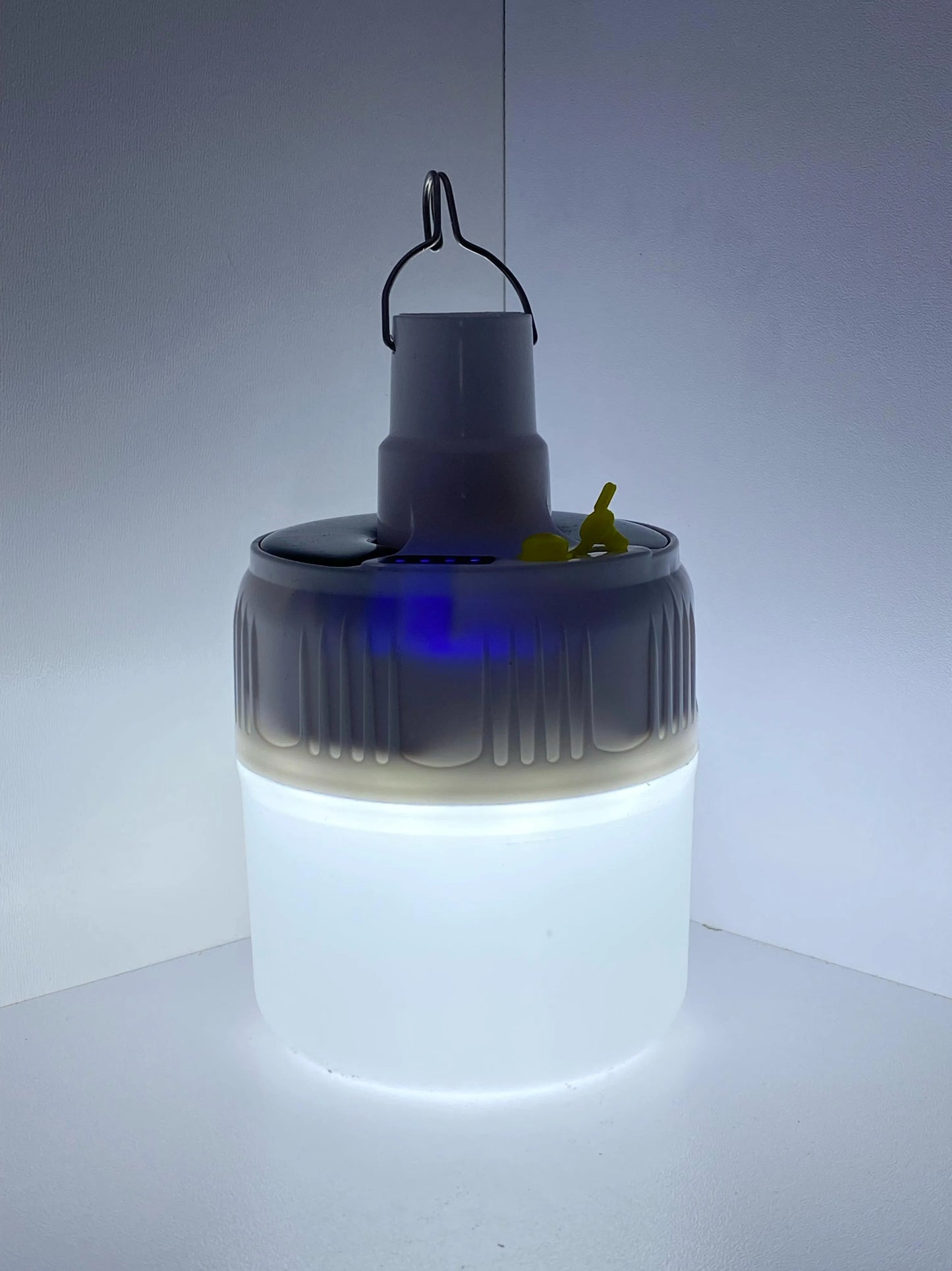 Bombillo LED Lampara Solar Recargable